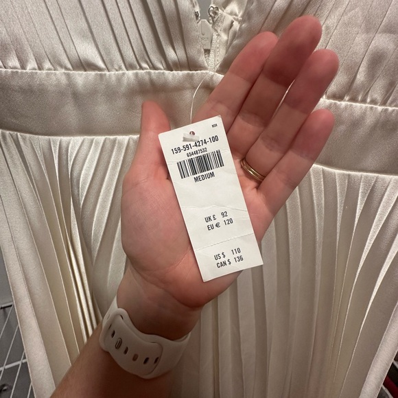 Abercrombie Dress - Picture 4 of 4